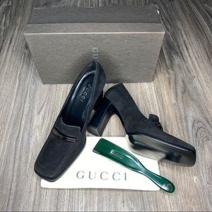 NWT Vintage Gucci Black Suede Heels with Silver Hardware